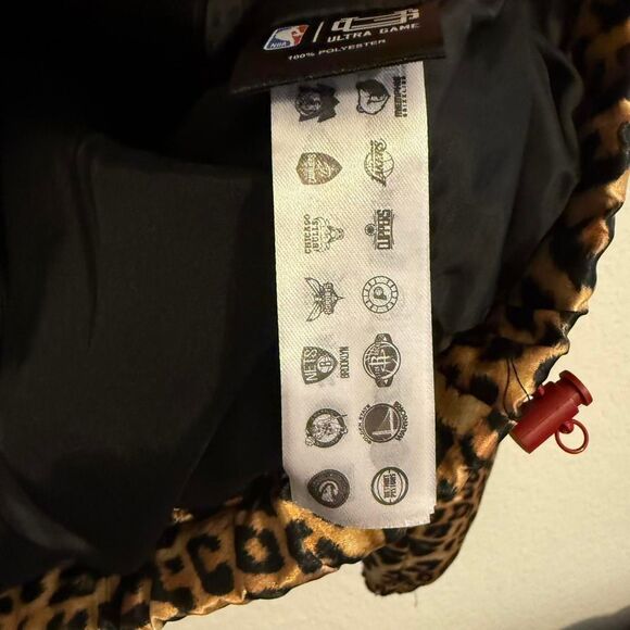 NBA Miami Heat puffer jacket NWT SZ S - Picture 5 of 5